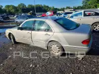2001 Mercedes Benz E-Class фото
