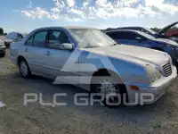 2001 Mercedes Benz E-Class фото