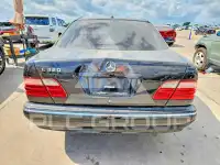 2001 Mercedes Benz E-Class фото