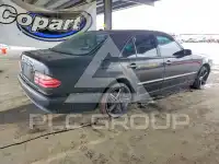 2001 Mercedes Benz E-Class photo