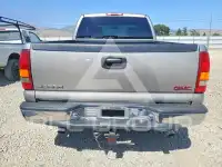 2001 GMC Sierra photo