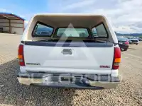 2001 GMC Sierra photo