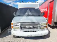 2001 GMC Savana фото