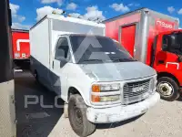 2001 GMC Savana фото
