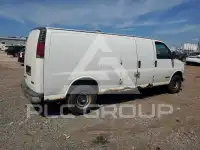 2001 GMC Savana photo