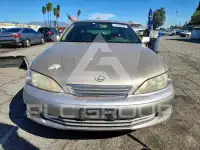 2001 Lexus ES300 фото