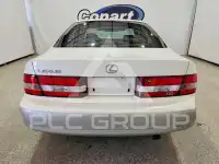 2001 Lexus ES300 photo