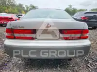 2001 Lexus ES300 photo