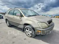 2001 Lexus RX300 photo