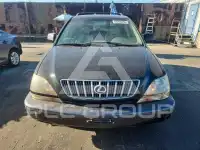 2001 Lexus RX300 photo