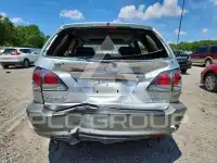 2001 Lexus RX300 фото