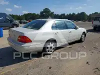 2001 Lexus LS430 photo