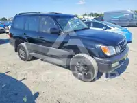 2001 Lexus LX470 photo