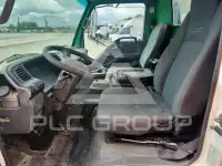 2001 Isuzu NPR фото