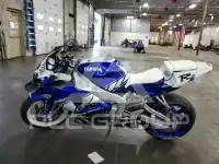 2001 Yamaha YZF1000 фото