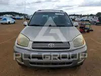 2001 Toyota RAV4 photo