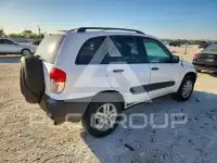 2001 Toyota RAV4 photo