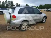 2001 Toyota RAV4 photo