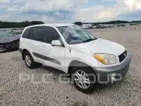 2001 Toyota RAV4 photo