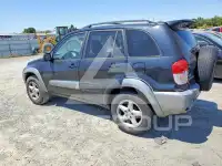 2001 Toyota RAV4 photo