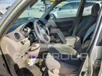 2001 Toyota RAV4 photo