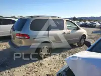 2001 Toyota SIENNA фото