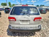 2001 Toyota SIENNA фото