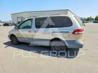 2001 Toyota SIENNA фото