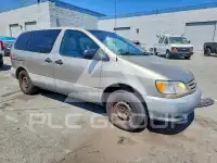 2001 Toyota SIENNA фото