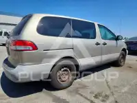 2001 Toyota SIENNA фото