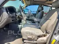 2001 Toyota SEQUOIA photo