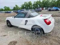 2001 Toyota MR2 фото