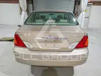 2001 Toyota AVALON фото