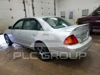 2001 Toyota AVALON photo