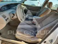 2001 Toyota AVALON фото