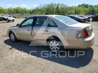 2001 Toyota AVALON photo