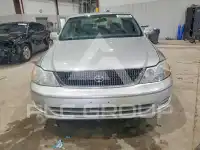 2001 Toyota AVALON photo