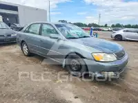 2001 Toyota AVALON фото