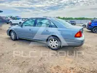 2001 Toyota AVALON фото