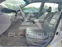 2001 Toyota AVALON фото