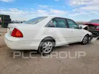 2001 Toyota AVALON фото
