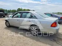 2001 Toyota AVALON фото