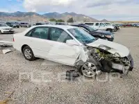 2001 Toyota AVALON фото