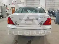2001 Toyota AVALON фото