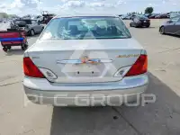 2001 Toyota AVALON photo