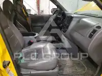 2001 Ford ESCAPE photo