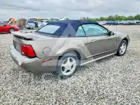 2001 Ford MUSTANG фото
