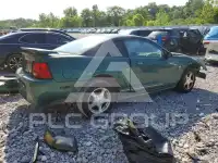 2001 Ford MUSTANG photo