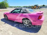 2001 Ford MUSTANG photo
