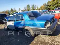 2001 Ford CROWN фото